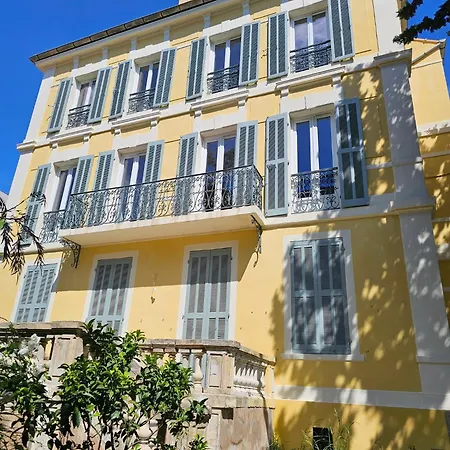 L'elegant Hyerois Appartement